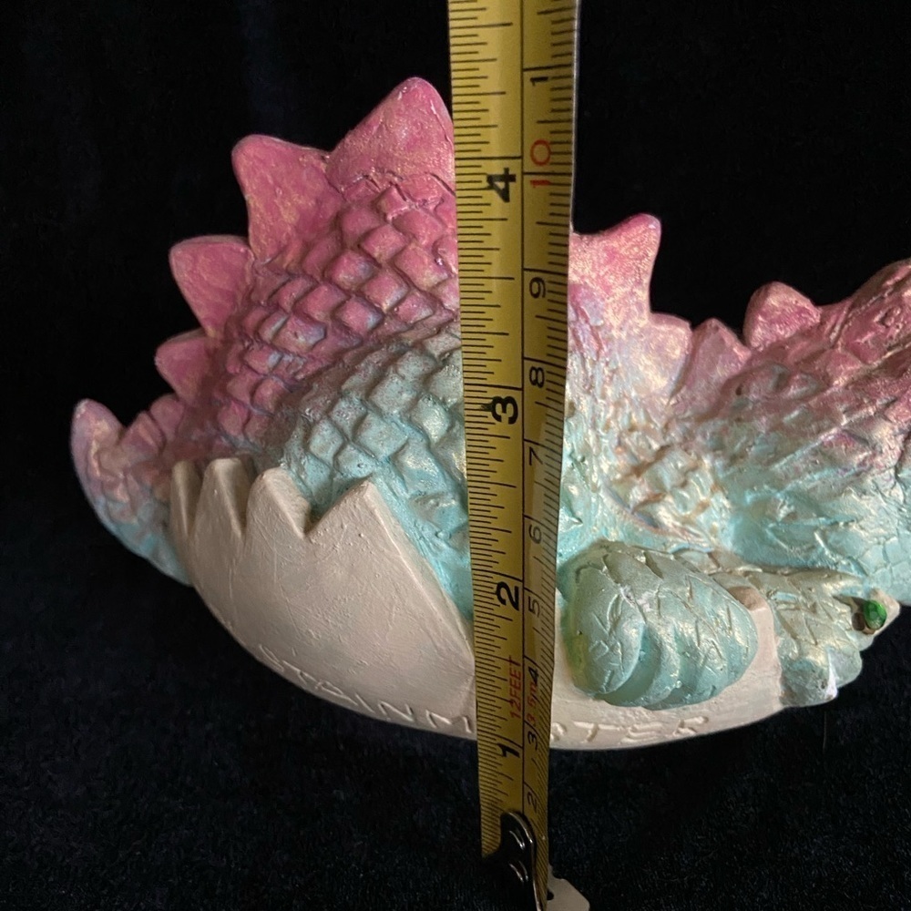 🖤 Stain Master ‘86 Baby Dragon in Egg Shell Figurine - Picture 9 of 13